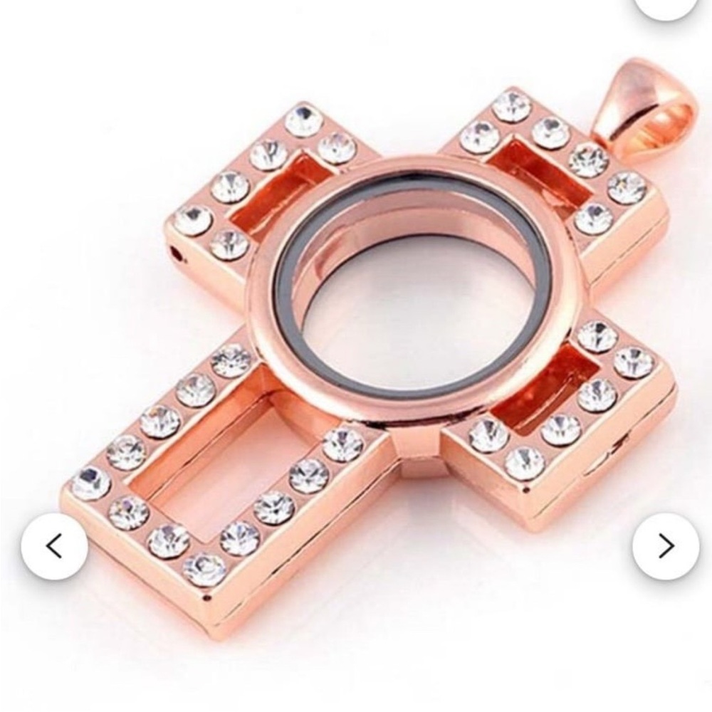 Elegant Rose Gold Cross Pendant with Crystals